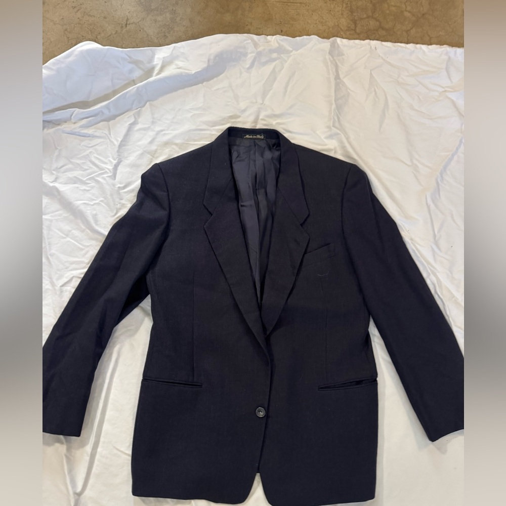Giorgio Armani Elegant Black Blazer